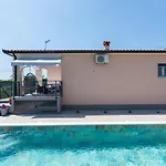 Vila Daris