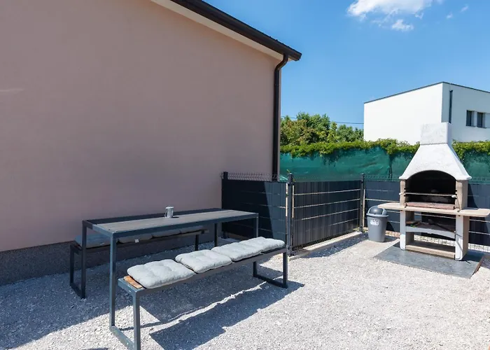 Vila Daris Veli Turini